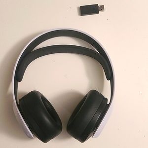PULSE 3D Wireless Gaming Headset for PlayStation 5 - White